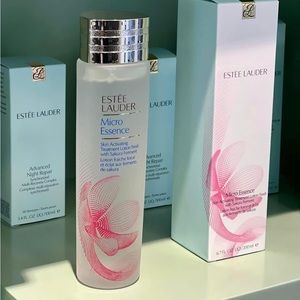 Estee Lauder Micro Essence Skin Activating Treatment Lotion Sakura 200ML/6.7oz